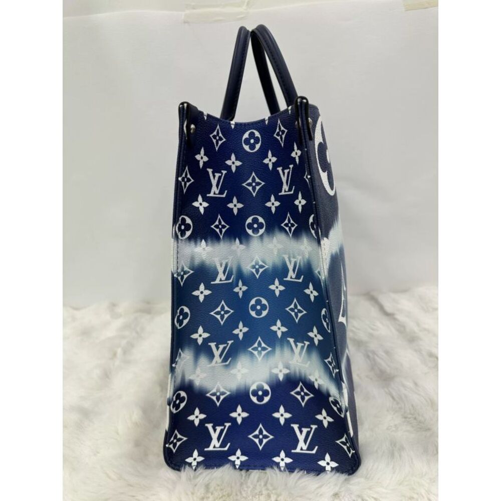Louis Vuitton Women Pre-Loved Bag Very Good Condition